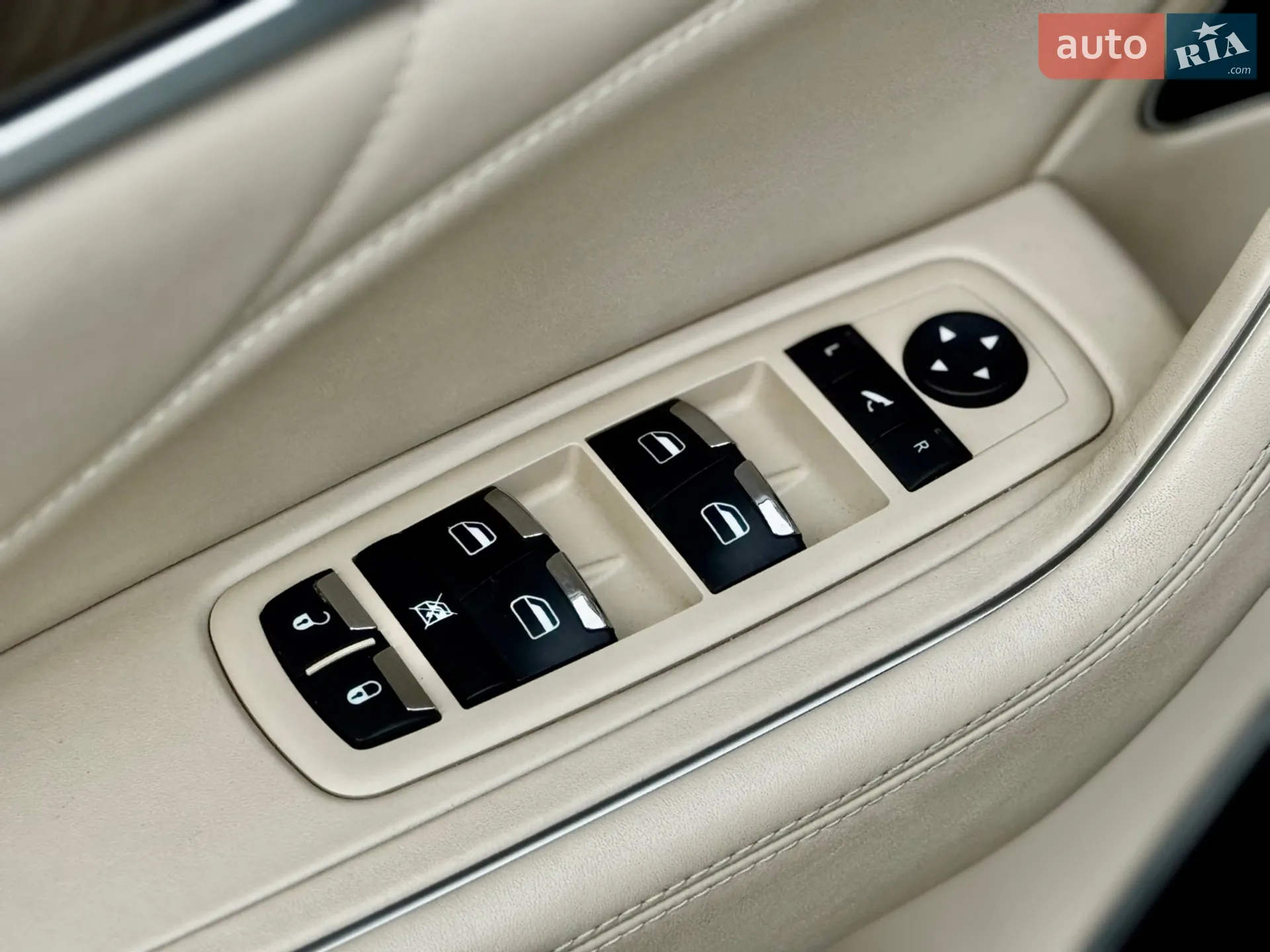 2019 Maserati Levante - мініатюра 16