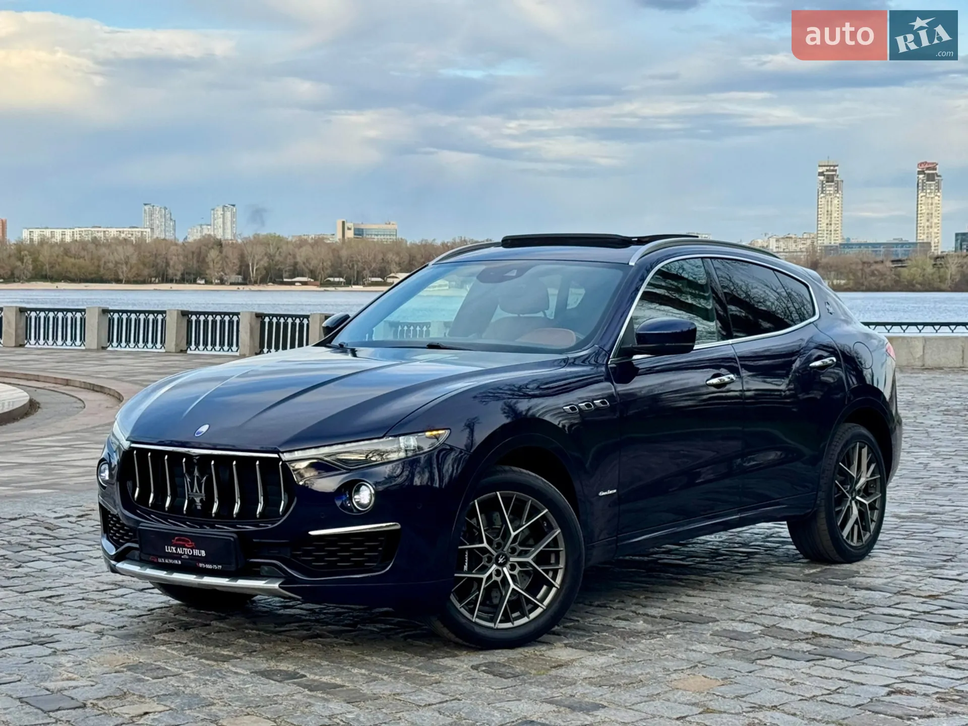 2019 Maserati Levante - мініатюра 16