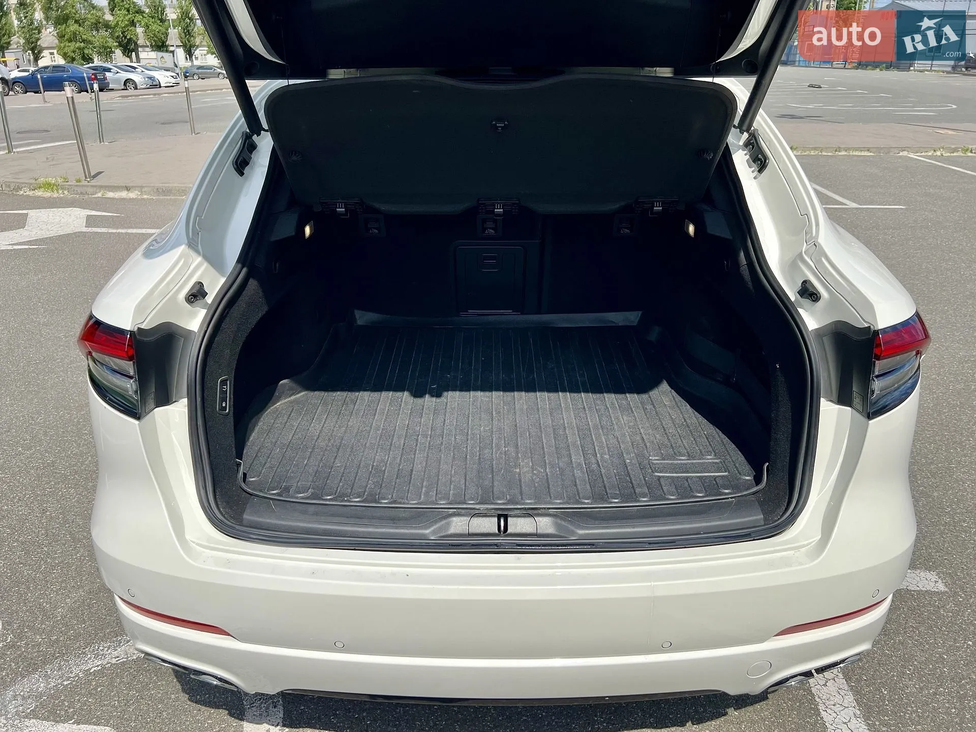 2021 Maserati Levante - мініатюра 58