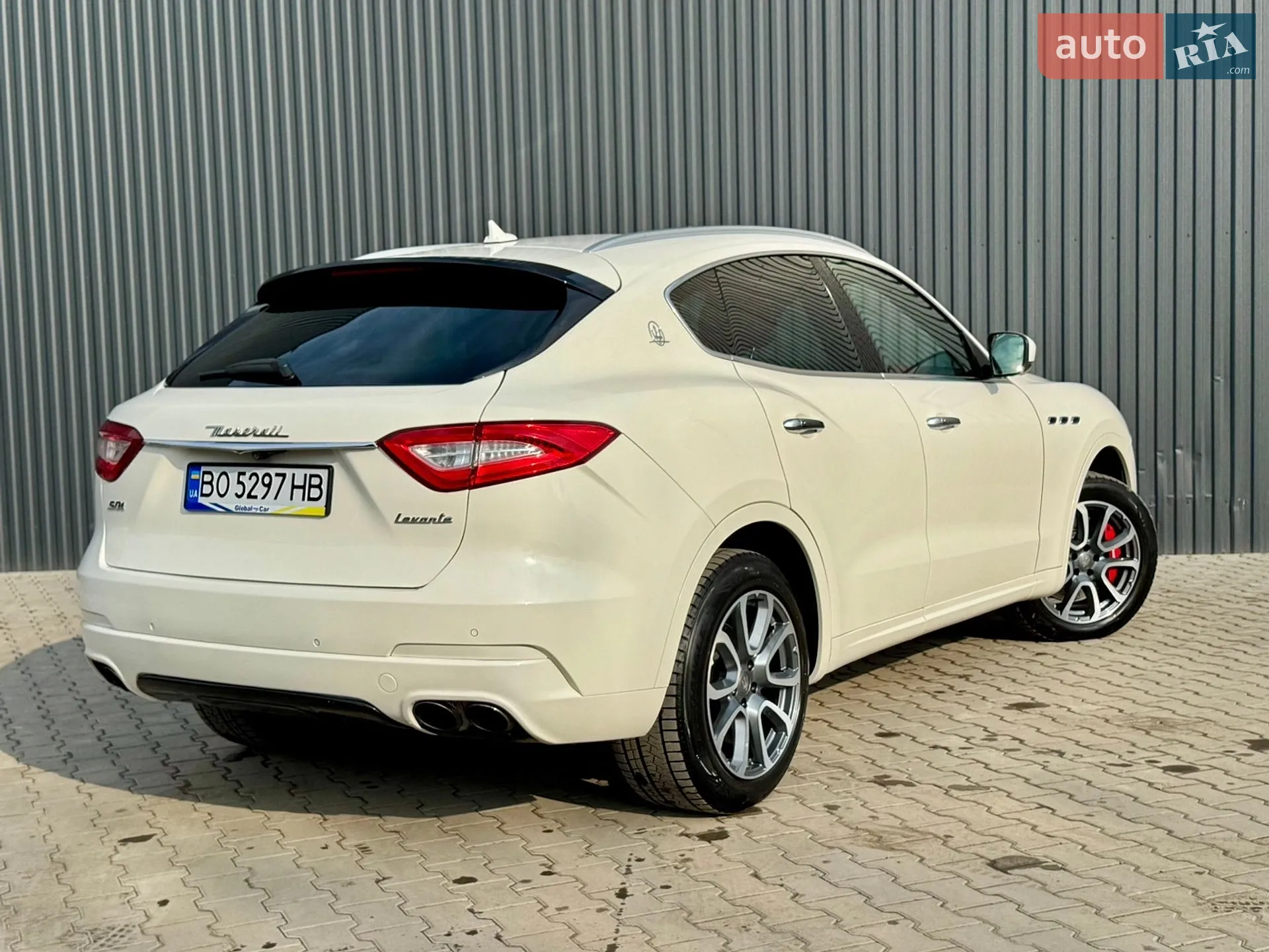 2017 Maserati Levante - мініатюра 15