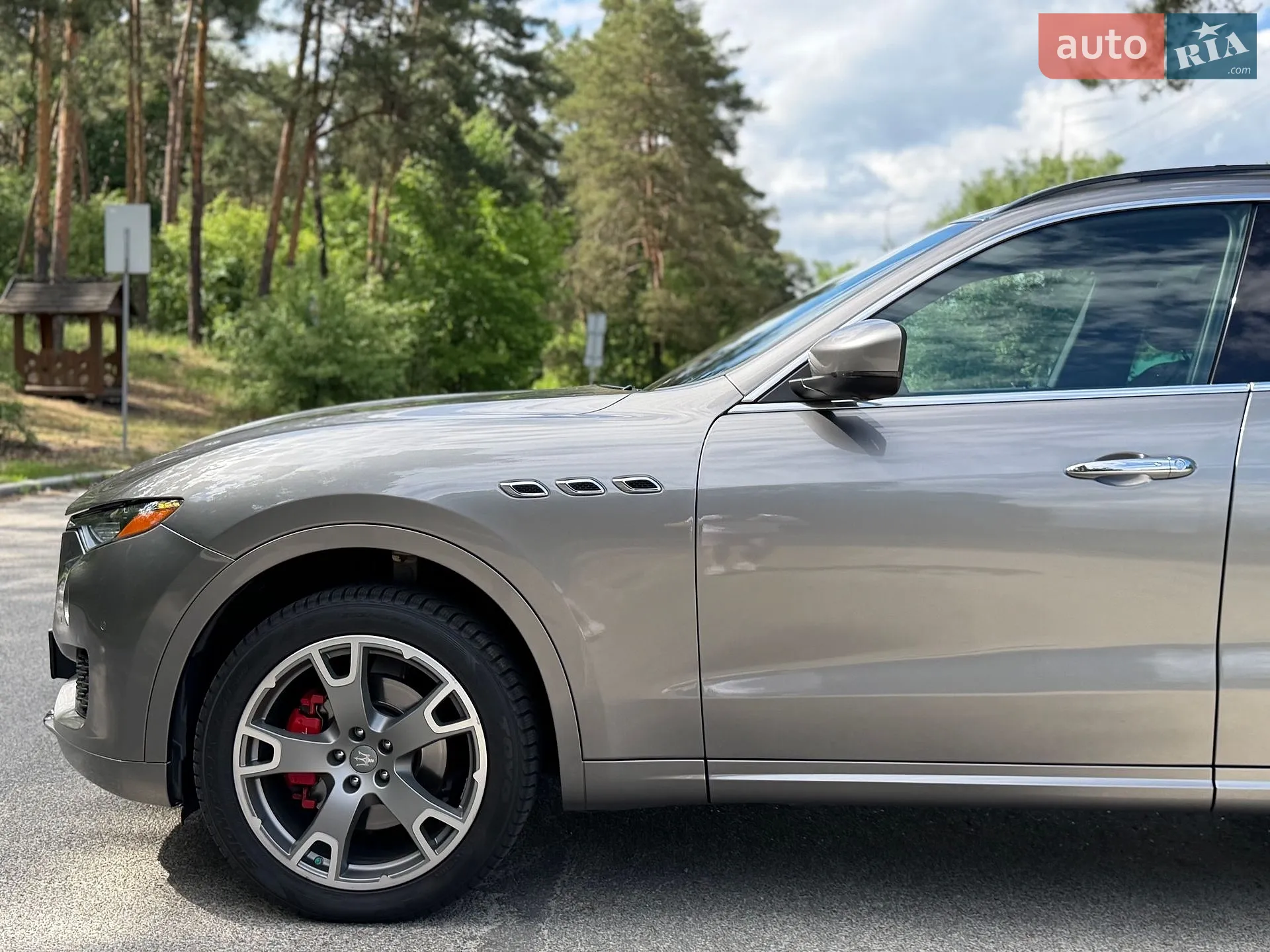 2017 Maserati Levante - мініатюра 8