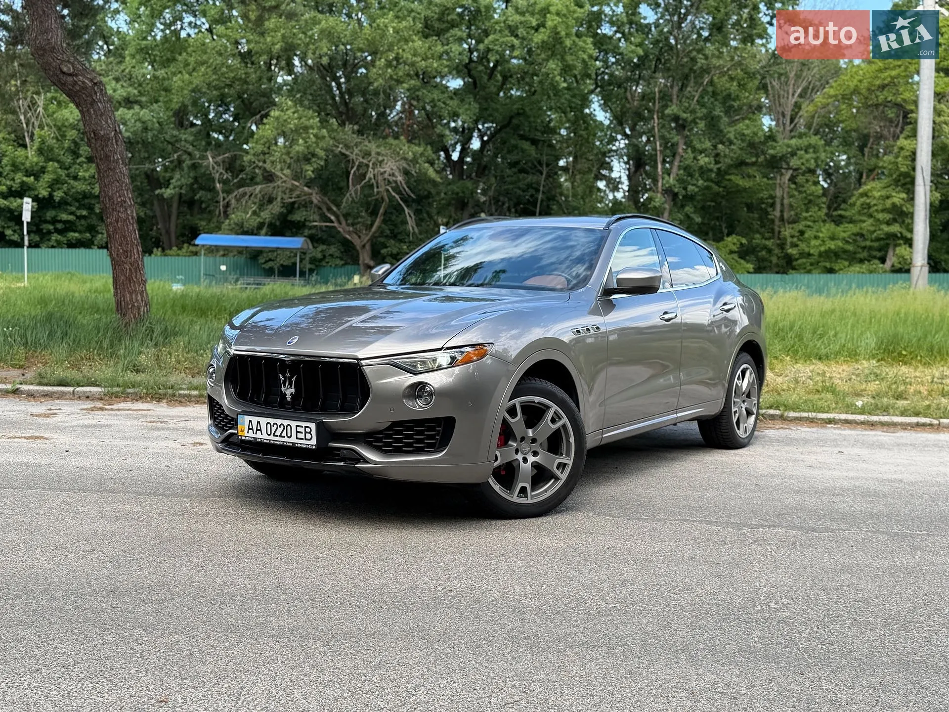 2017 Maserati Levante - фото 1