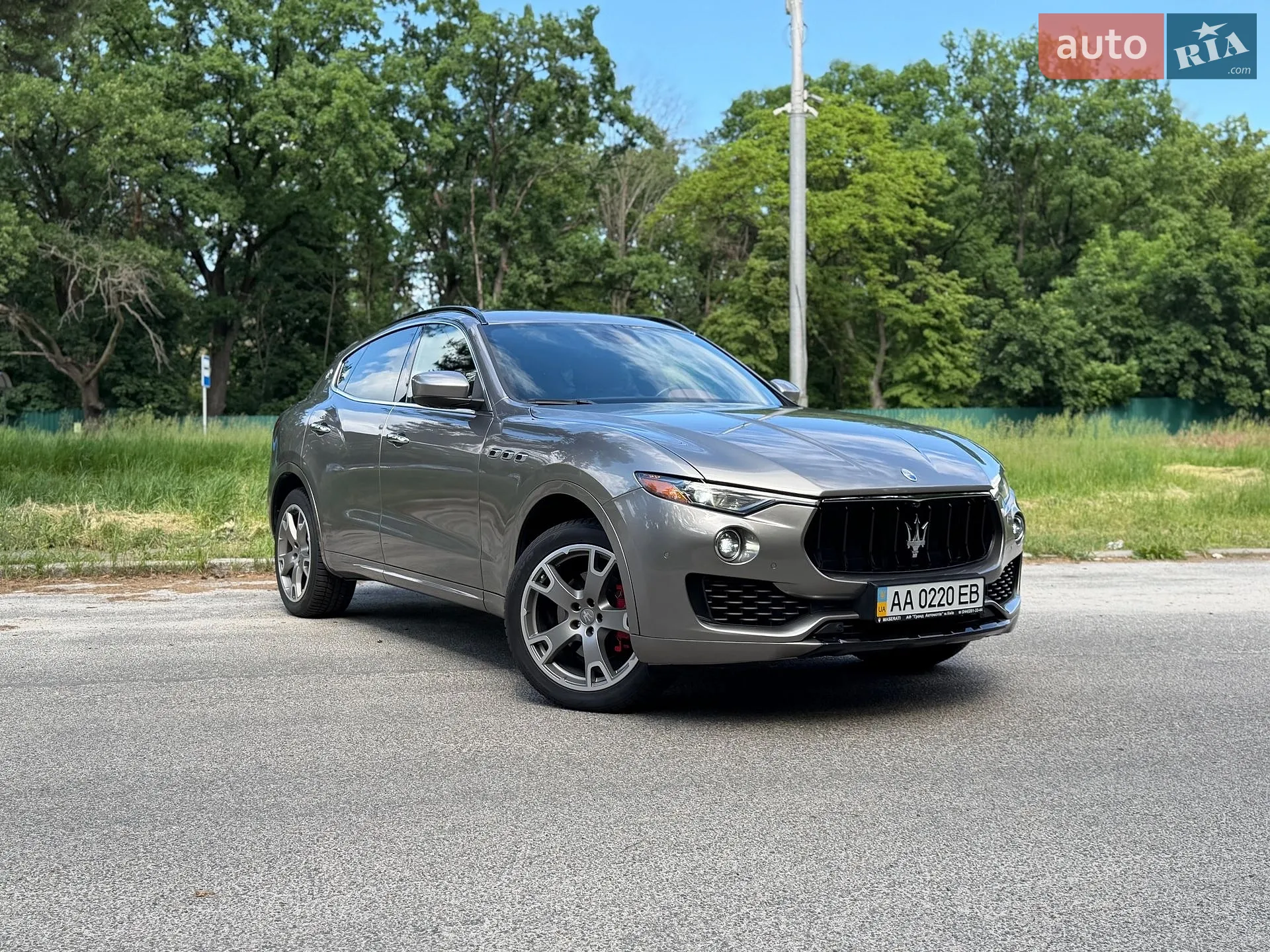 2017 Maserati Levante - фото 1