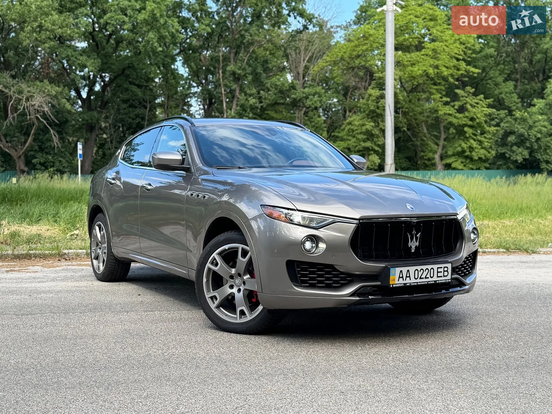 2017 Maserati Levante - мініатюра 12