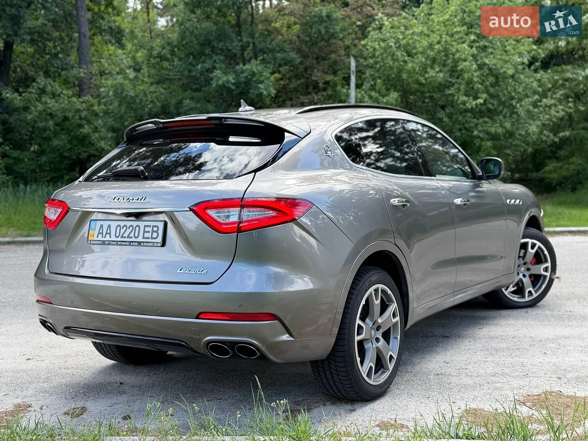 2017 Maserati Levante - мініатюра 14