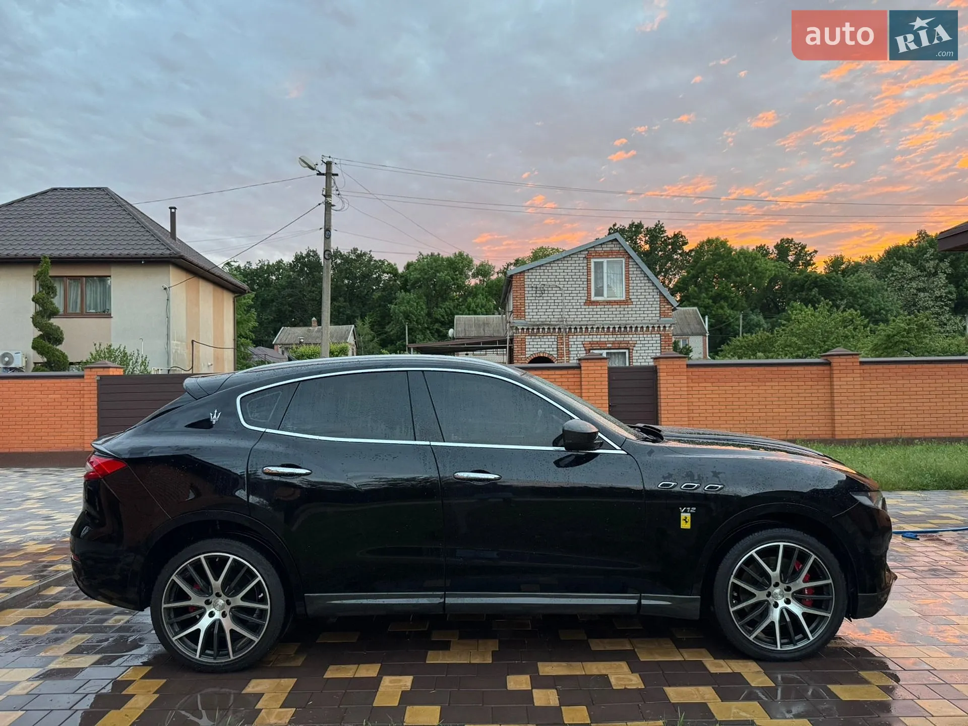2016 Maserati Levante - мініатюра 11