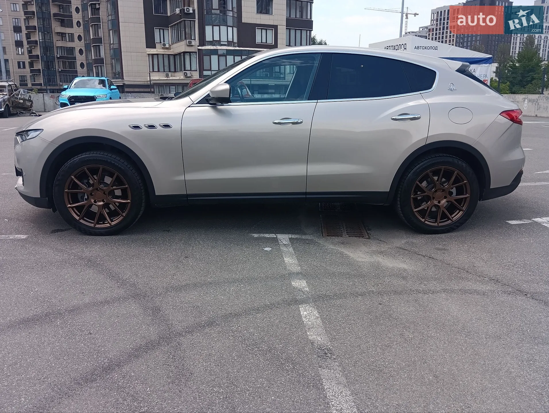 2017 Maserati Levante - мініатюра 2
