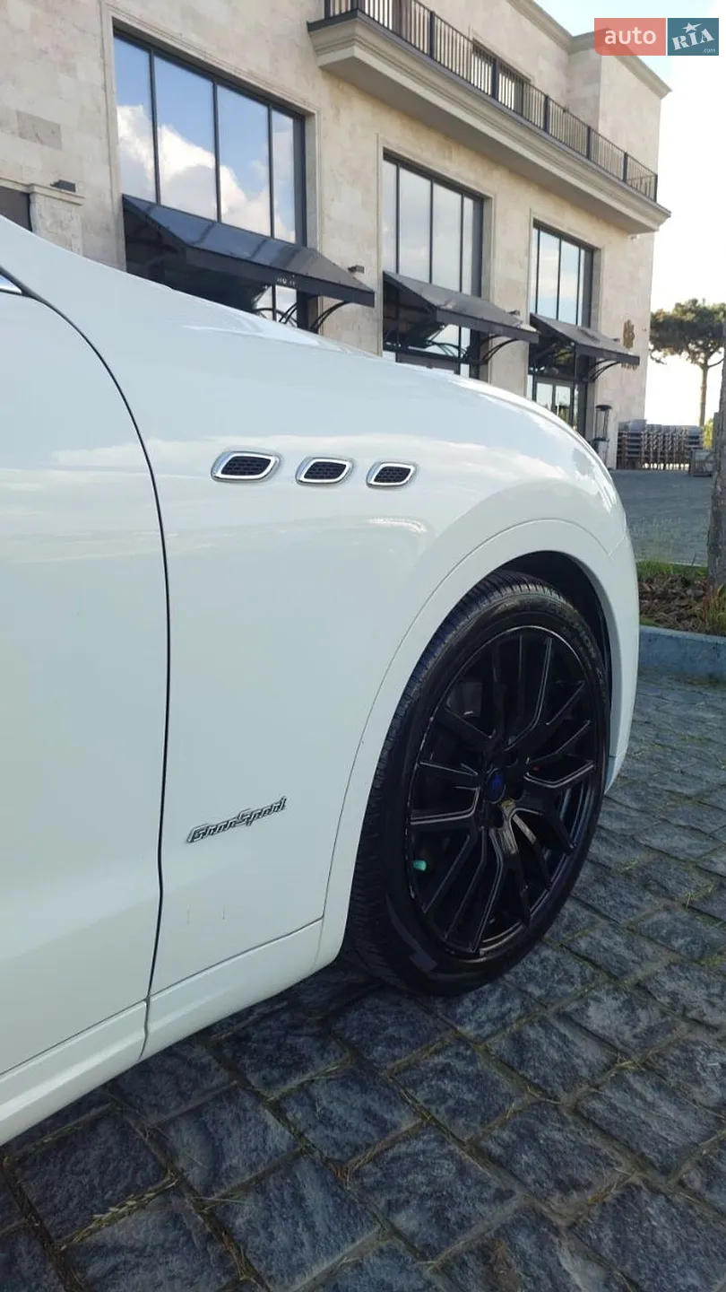 2018 Maserati Levante - мініатюра 9