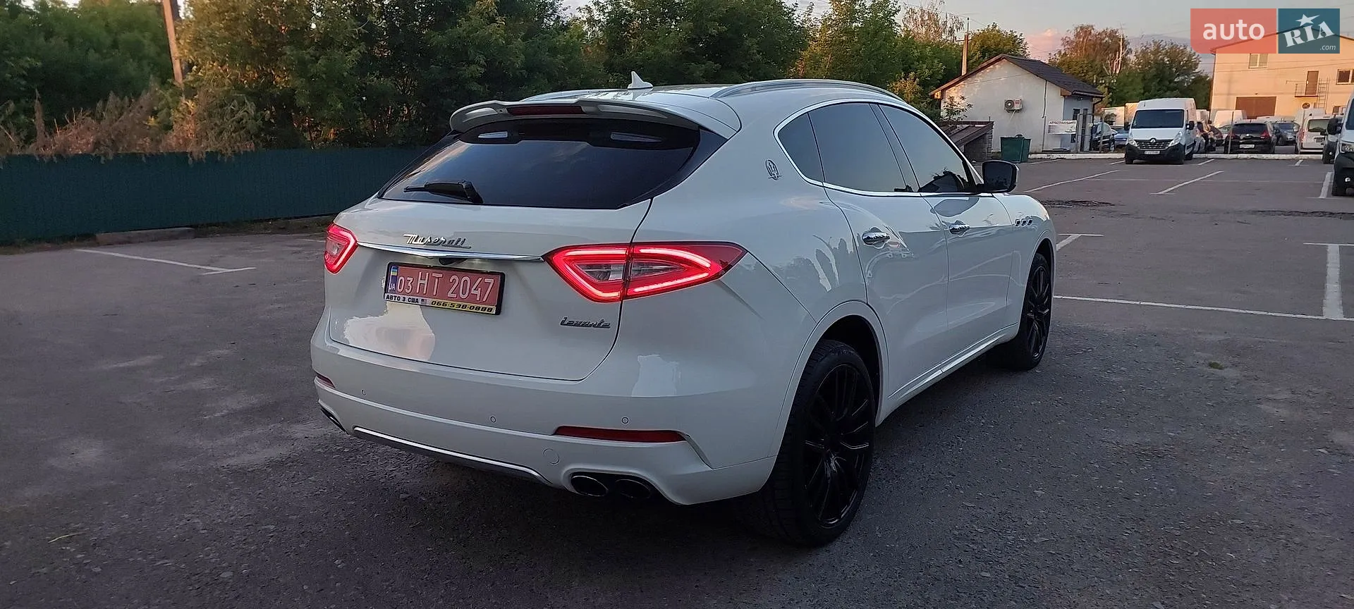 2017 Maserati Levante - мініатюра 14