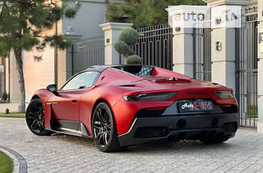 Родстер Maserati MC20 2023 в 