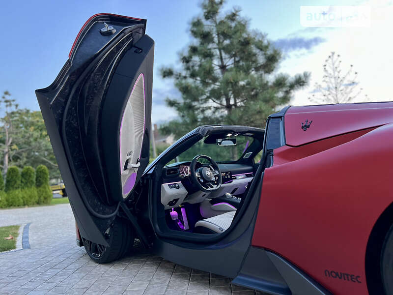 Родстер Maserati MC20 2023 в Одессе фото 52 Родстер Maserati MC20 2023 в Одессе