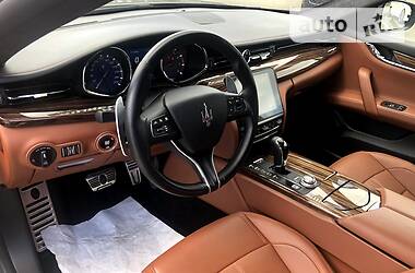 Седан Maserati Quattroporte 2018 в Киеве