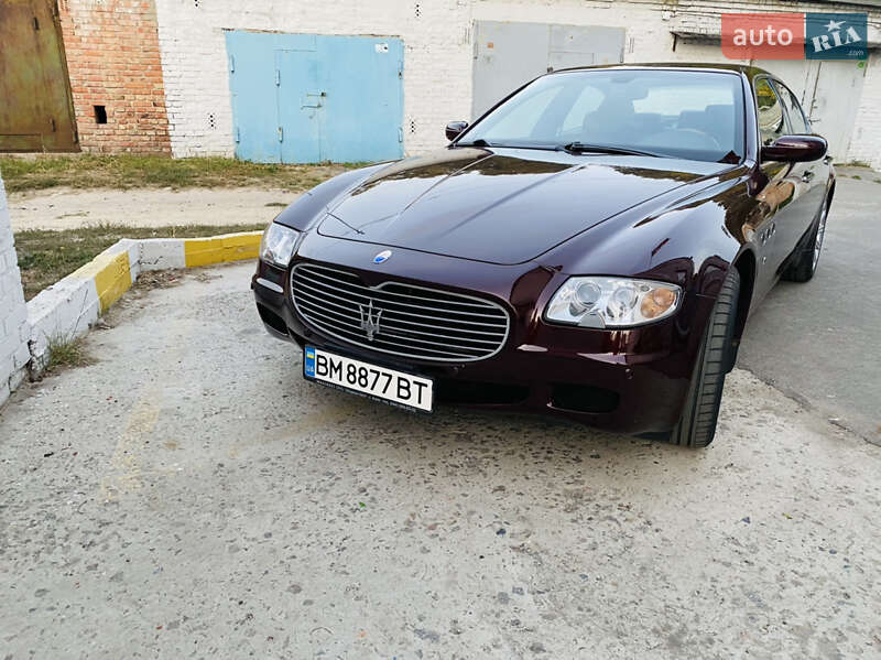 Седан Maserati Quattroporte 2006 в Сумах