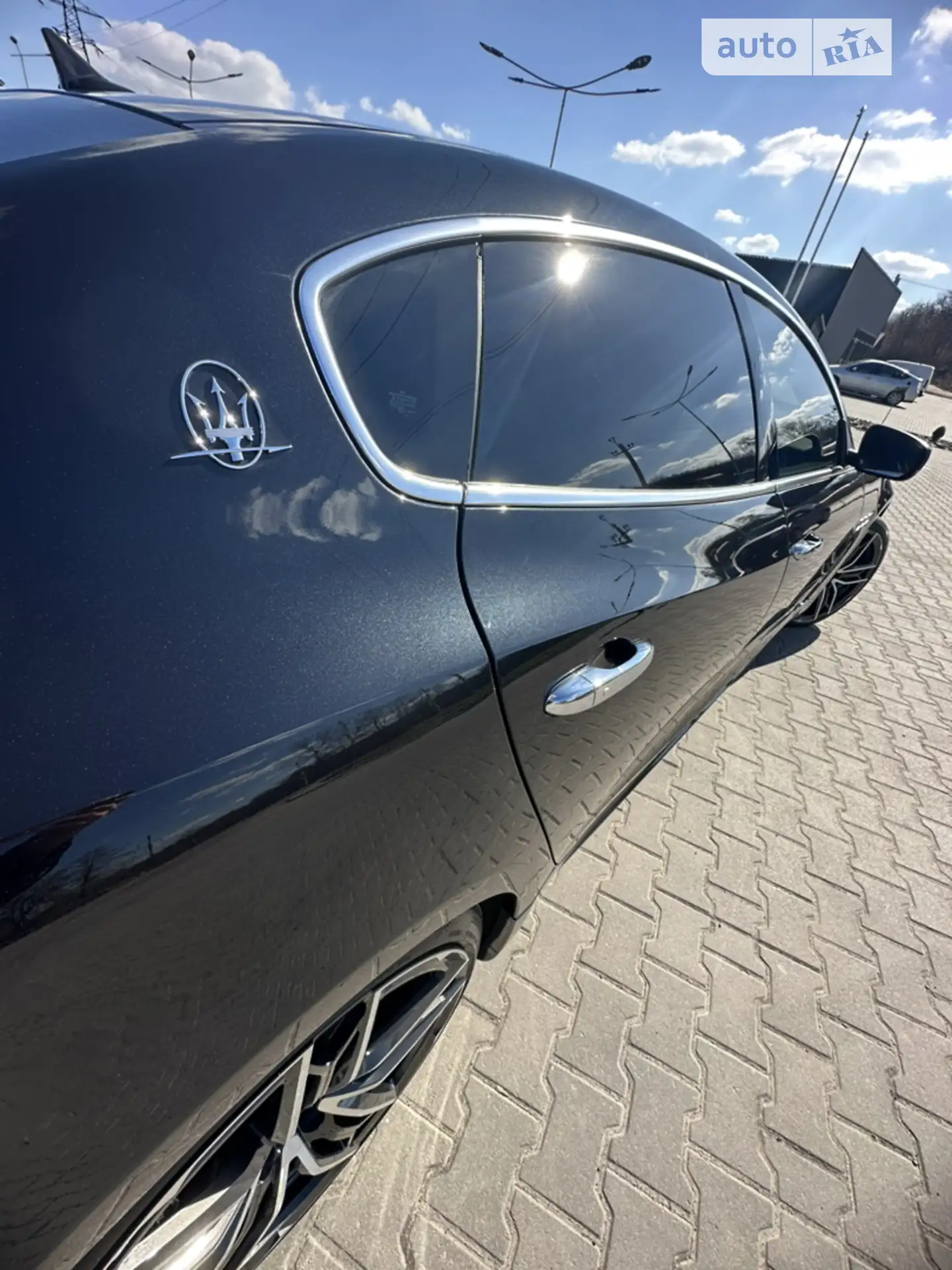 2017 Maserati Quattroporte - мініатюра 18