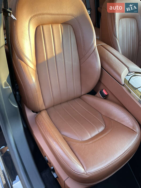 Седан Maserati Quattroporte 2013 в Киеве