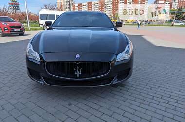 Седан Maserati Quattroporte 2014 в Львове