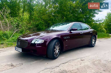 Седан Maserati Quattroporte 2006 в 