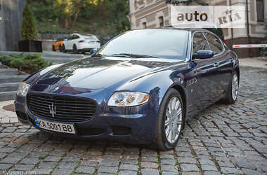 Седан Maserati Quattroporte 2005 в Києві