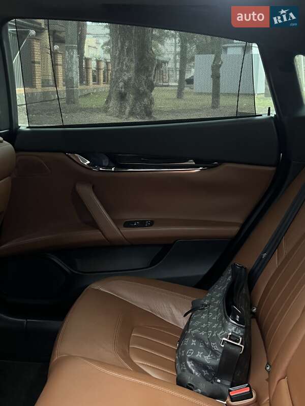 Седан Maserati Quattroporte 2014 в Киеве фото 28 Седан Maserati Quattroporte 2014 в Киеве