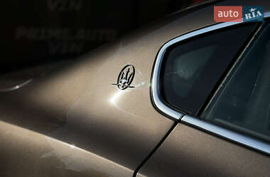 Седан Maserati Quattroporte 2013 в 