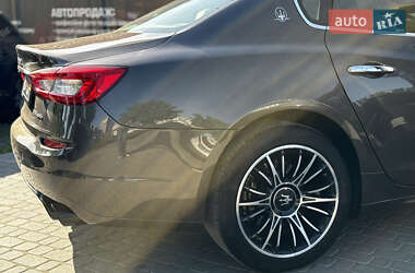 Седан Maserati Quattroporte 2013 в 