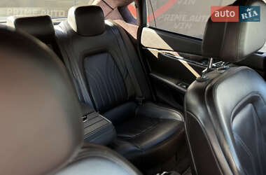 Седан Maserati Quattroporte 2013 в 