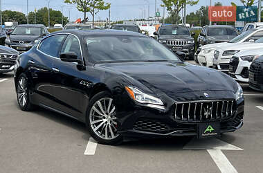 Седан Maserati Quattroporte 2017 в Киеве