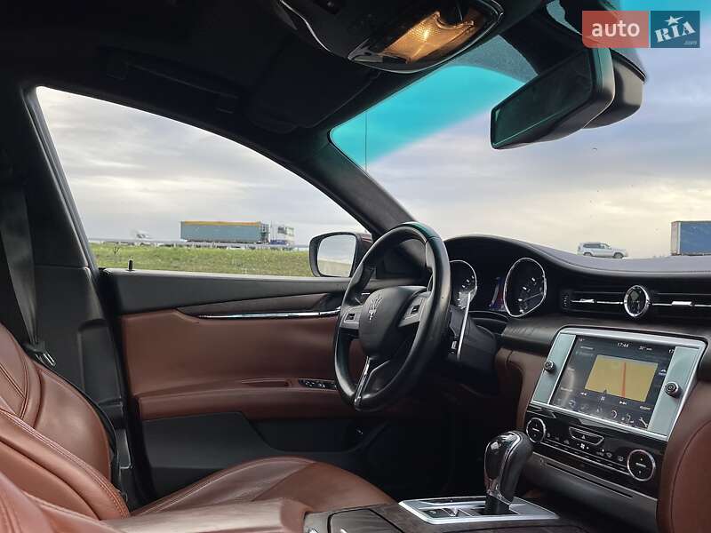 Седан Maserati Quattroporte 2016 в Днепре