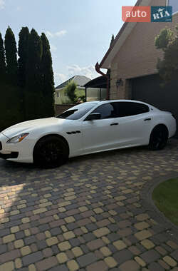 Седан Maserati Quattroporte 2013 в 
