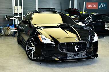Седан Maserati Quattroporte 2013 в Черновцах