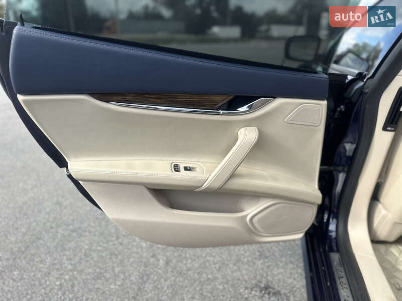 Седан Maserati Quattroporte 2013 в Киеве