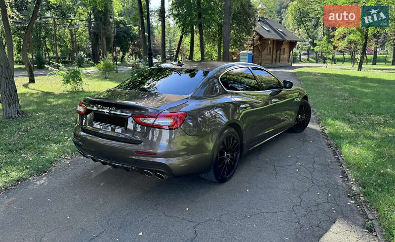Седан Maserati Quattroporte 2018 в Киеве