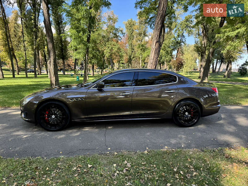 Седан Maserati Quattroporte 2018 в Киеве