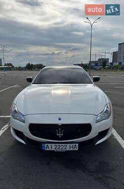 Седан Maserati Quattroporte 2013 в Киеве