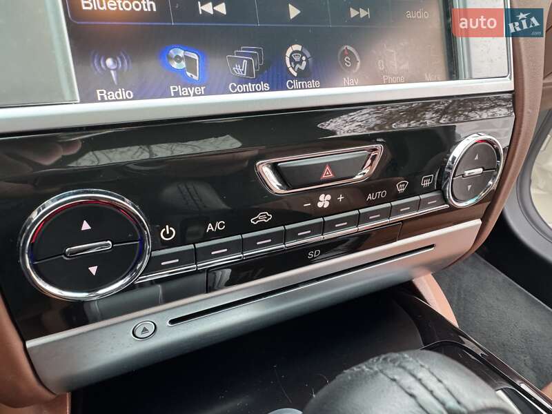 Седан Maserati Quattroporte 2015 в Киеве