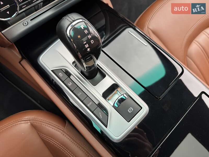 Седан Maserati Quattroporte 2015 в Киеве
