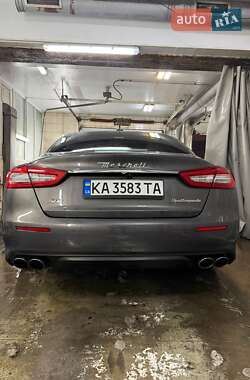 Седан Maserati Quattroporte 2016 в Києві