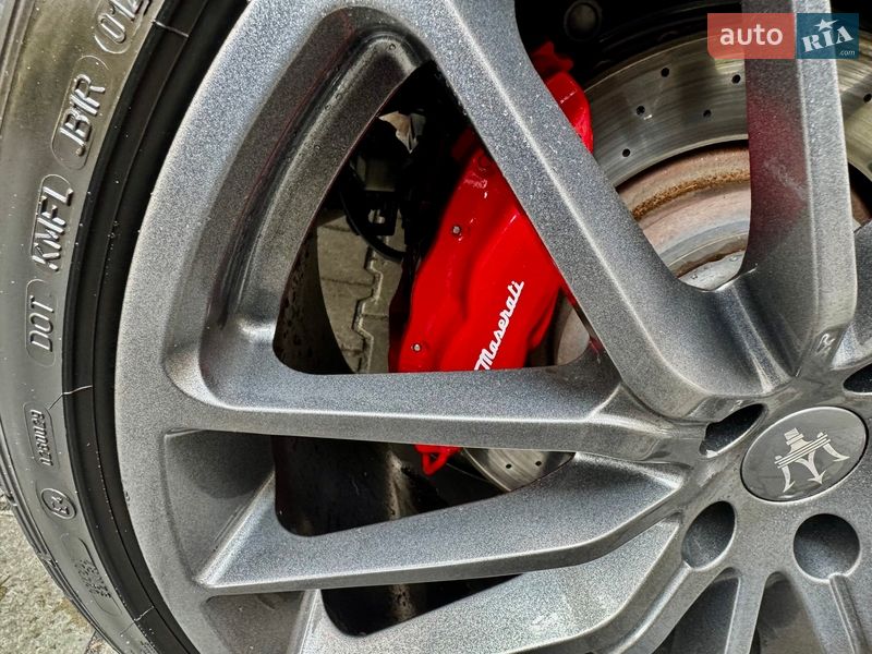 Седан Maserati Quattroporte 2013 в Броварах