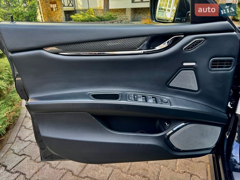 Седан Maserati Quattroporte 2013 в Броварах