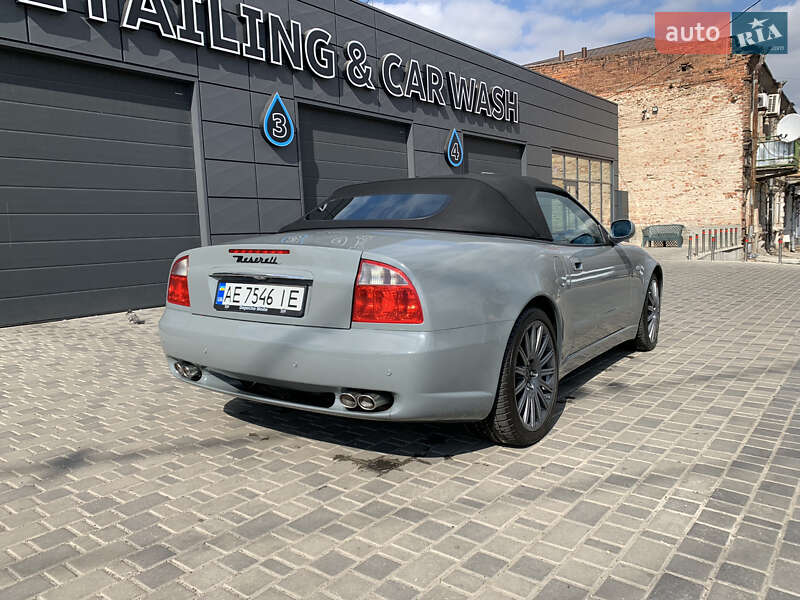 Кабриолет Maserati Spyder 2005 в Днепре
