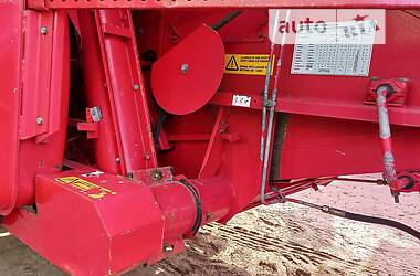 Комбайн зерноуборочный Massey Ferguson 16 1991 в Луцке