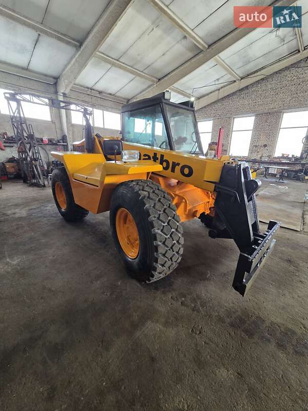 Телескопический погрузчик Matbro TS 1995 в Томашполе