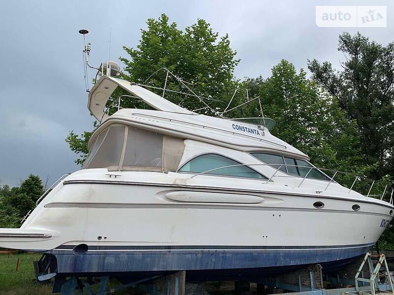 Моторная яхта Maxum 4600 2000 в Киеве