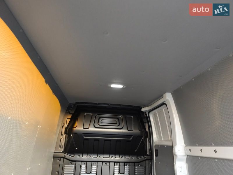 Грузовой фургон Maxus e-Deliver 3 2023 в Киеве