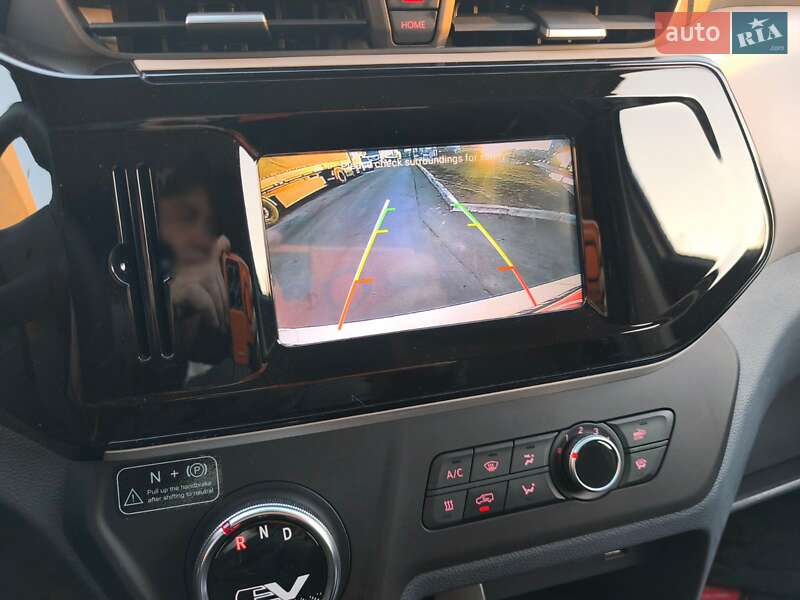 Грузовой фургон Maxus e-Deliver 3 2023 в Киеве