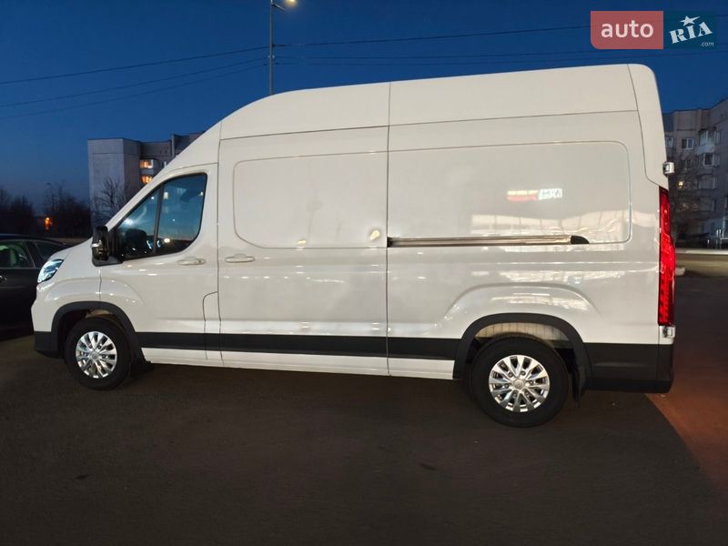 Грузовой фургон Maxus e-Deliver 9 2023 в Киеве