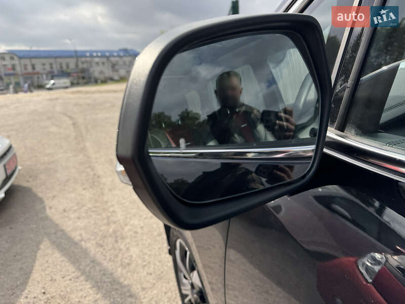 Минивэн Maxus Euniq 5 2020 в Тернополе фото 27 Минивэн Maxus Euniq 5 2020 в Тернополе