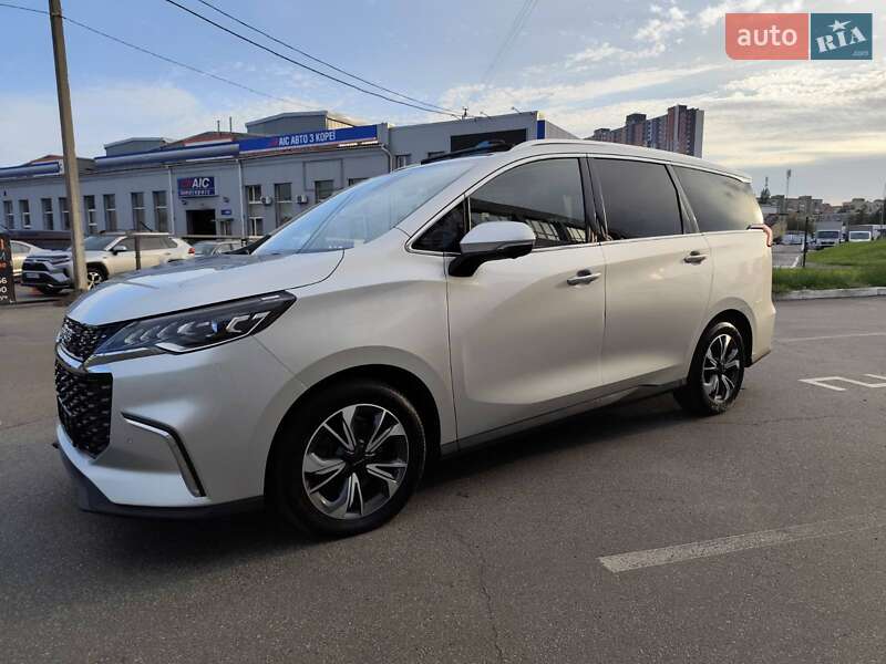 Минивэн Maxus Euniq 5 2020 в Киеве