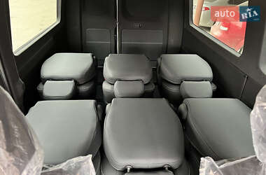Мінівен Maxus EV30L 2022 в 