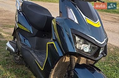Скутер Maxxter Leon 2025 в Гореничах